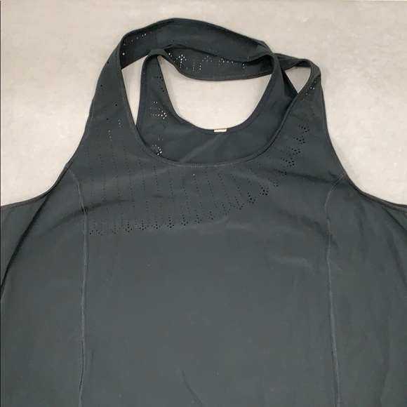 Lululemon black tank, size 6 - Picture 2 of 8